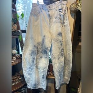 NWT gap barrel jeans acid wash size 31